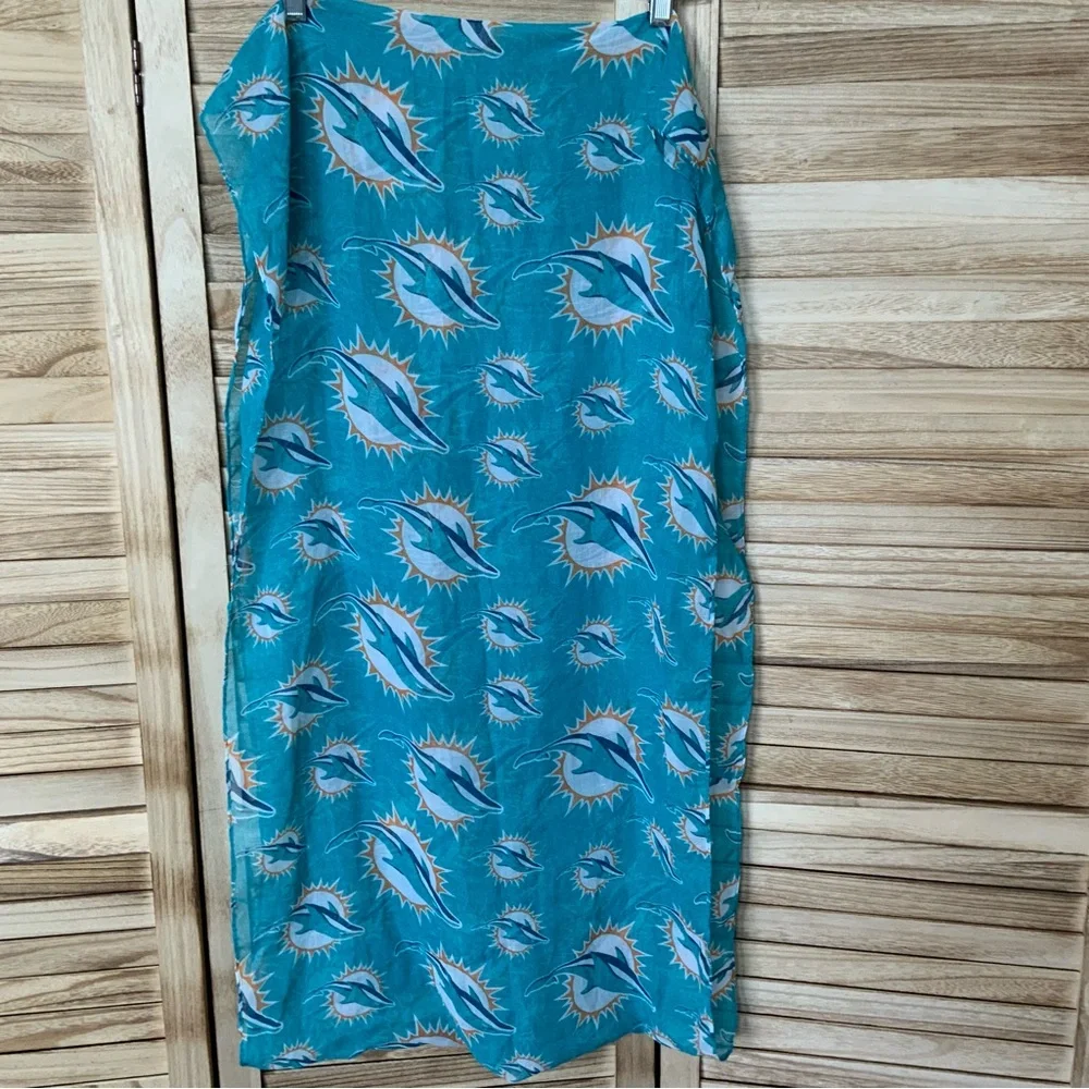 Miami Dolphins Infinity Scarf - Picture 4 of 4